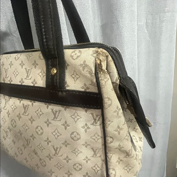 Louis Vuitton Josephine - Picture 9 of 9